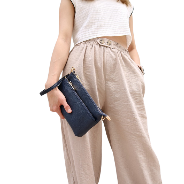 MLN bags กระเป๋าคล้องมือ กระเป๋าสะพายข้างผู้หญิง รุ่นCarole size 20*3*12 cm