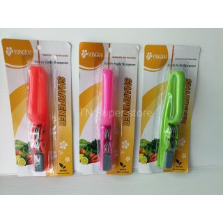 ที่ลับมีดและกรรไกรแบบล้อ เหล็กลับมีด  คละสี ราคา 39 บาท