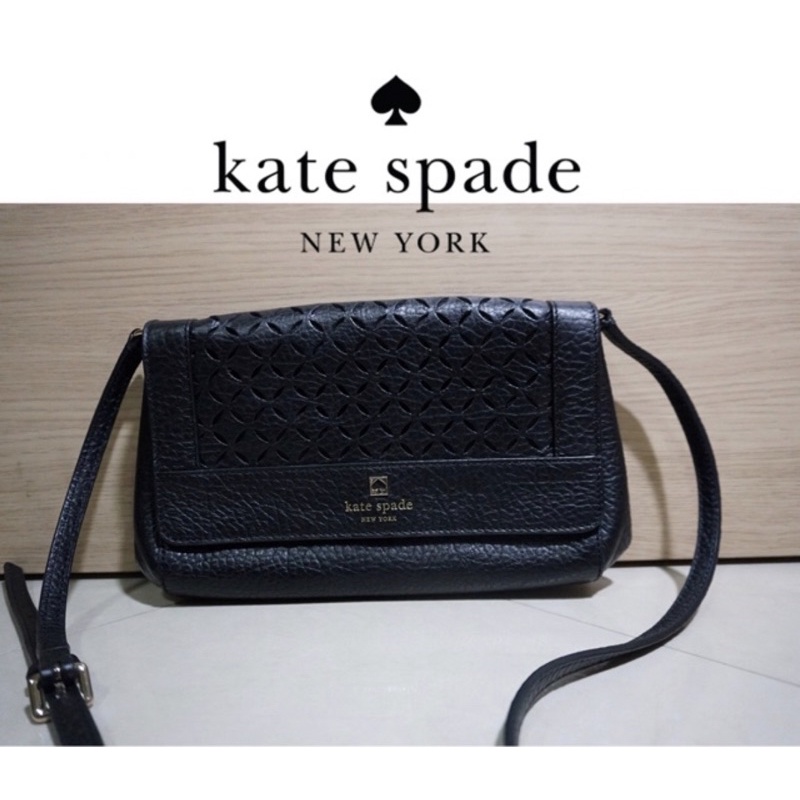 [Used] Kate Spade Crossbody bag หนังวัวแท้ ฉลุลายน่ารักๆ สีดำ