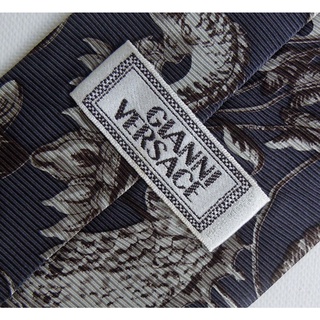 เนคไทแบรนด์เนม Gianni Versace Men’s Necktie Made in Italy