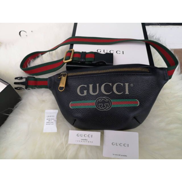 ✨Used​ in good condition
 Gucci mini Print​Leather​ ​Belt​bag​ 90