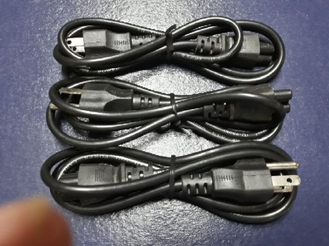 Ac cable for notebook 1.2 m.  ราคา 3 เส้นต่อชุด 30 บาท คุ้มๆๆ