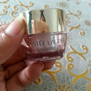 ครีมบำรุงผิวรอบดวงตา 
ESTEE LAUDER Resilience Lift Fiming/Sculpting Eye Creme 5 ml (ของแท้) 