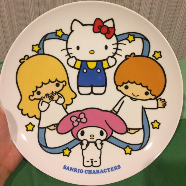 จาน Hello Kitty sanrio characters แท้ 100% จากญี่ปุ่น