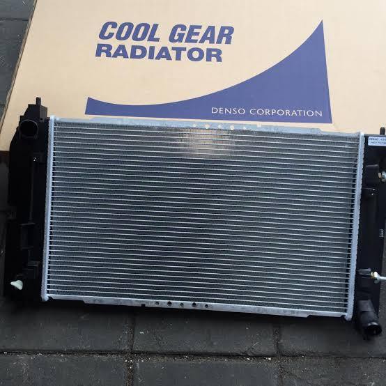 หม้อน้ำNissan tiida 1.6,1.8 ปี2006-2010 AUTO ยี่ห้อDenso