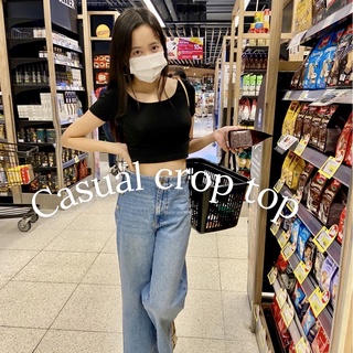 Casual crop top เสื้อครอป เอวลอย คอกว้าง สีดำ ผ้ายืด สินค้าพร้อมส่ง🕶️🌟