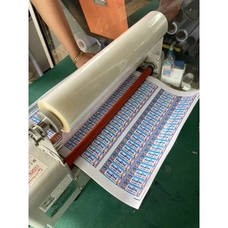 สติ๊กเกอร์ชื่อเด็ก PVC กันน้ำ 💯%(ไม่ใช่ตัวรีด) 1 แผ่นได้ 136 ดวง กดสั่งก่อนแจ้งรายละเอียดในแชทนะคะ