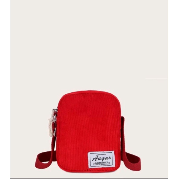 กระเป๋าสะพายข้างลูกฟูกสีแดง ใบเล็ก *กระเป๋ามืองสอง