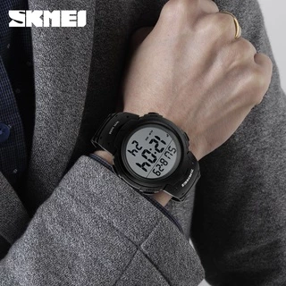 SKMEI 1068 นาฬิกาสปอร์ตมัลติฟังก์ชั่นกันน้ำสำหรับผู้ชายสำหรับกีฬากลางแจ้งพร้อมโครโนกราฟแบบกำหนดเอง