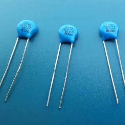 10cps 07D471K 7D471K Varpiertor TNR 470V 7 มม.7D471 VDR VSR PiezoResistant ZNR