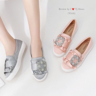 ผ้าใบสีหวานติดอะไหล่หรู