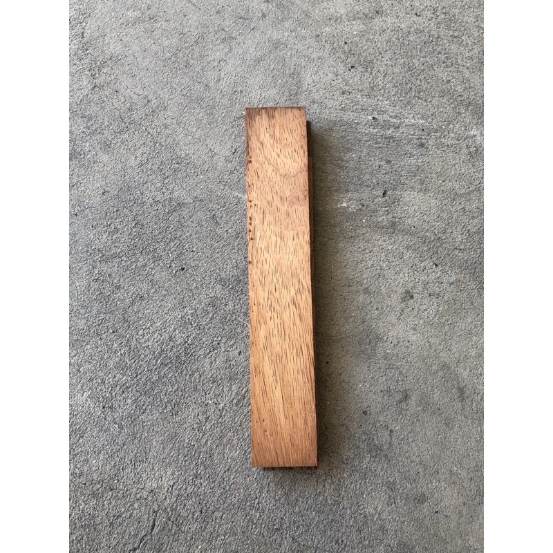 *ขั้นต่ำ 2 ชิ้น* ไม้ปาร์เก้มะค่า ขนาด 1.5”x8.5” ปาร์เก้ไม้มะค่า ไม้ปาร์เก้แบ่งขาย ไม้ปาเก้ขายปลีก เกรดB