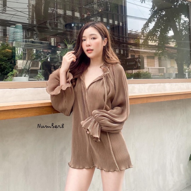 ✨ส่งต่อ✨ เสื้ออัดพลีท มินิเดรสผ้าพลีท สินค้าเหมือนแบบ จาก Jira Clothing ✨ส่งต่อจ้า✨