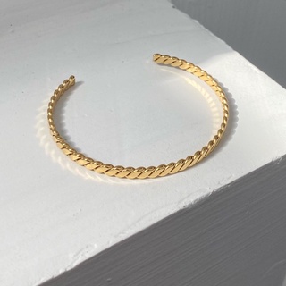 imean.store - Gold twist bracelet | ข้อมือสีทอง วัสดุไทเทเนี่ยม