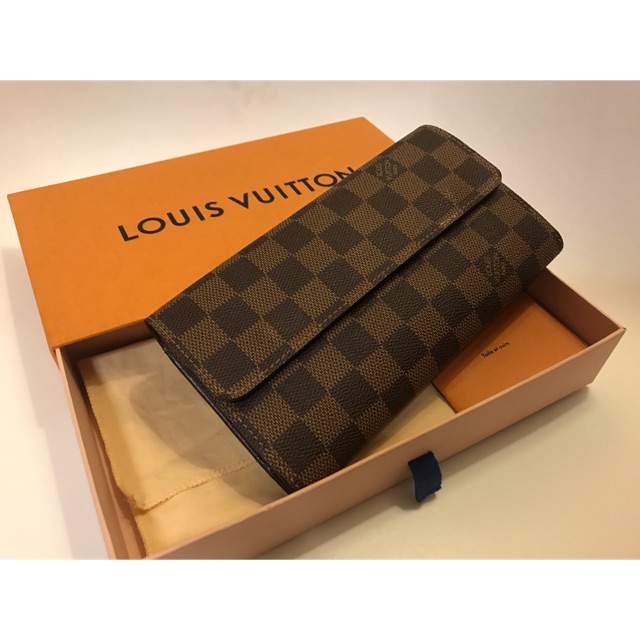 LV Damier Wallet