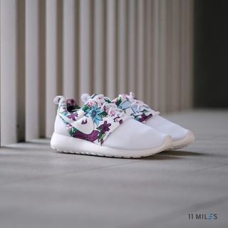 ของแท้ !!!! พร้อมส่ง รองเท้าผ้าใบ Nike รุ่น Nike Roshe One Print