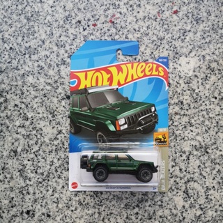 รถเหล็ก Hotwheels Jeep Cherokee