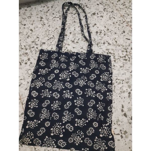 Tole bag กระเป๋าผ้าแคนวาสมือ 2