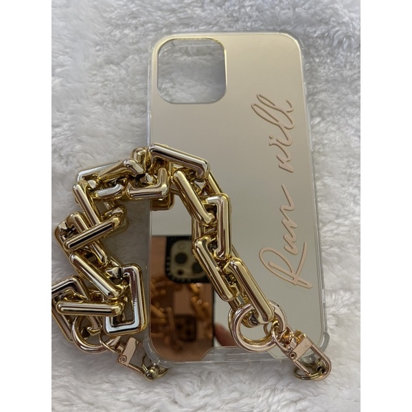 เคส iPhone12promax /used like new