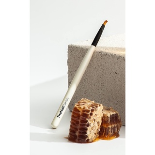 พู่กันเก็บงานทาสีเล็บ พร้อมปลอกเก็บ  TheNailBakery Be Precise Brush