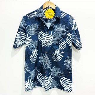 white navy 📌 เสื้อเชิ้ตลำลอง ลายฮาวาย Hawaii