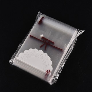 100 x ถุงขนมลายลูกไม้สีขาว