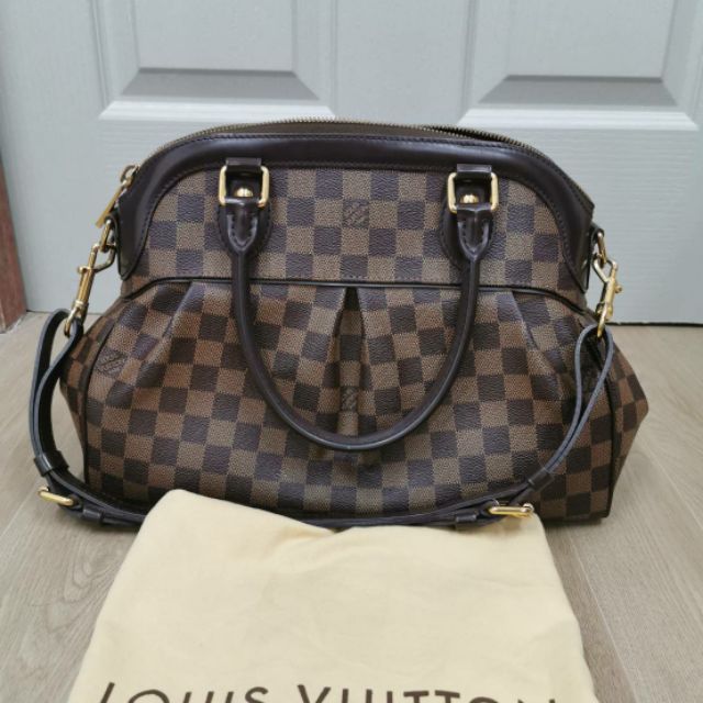 Used LV trevi damier pm dc10ของแท้100%