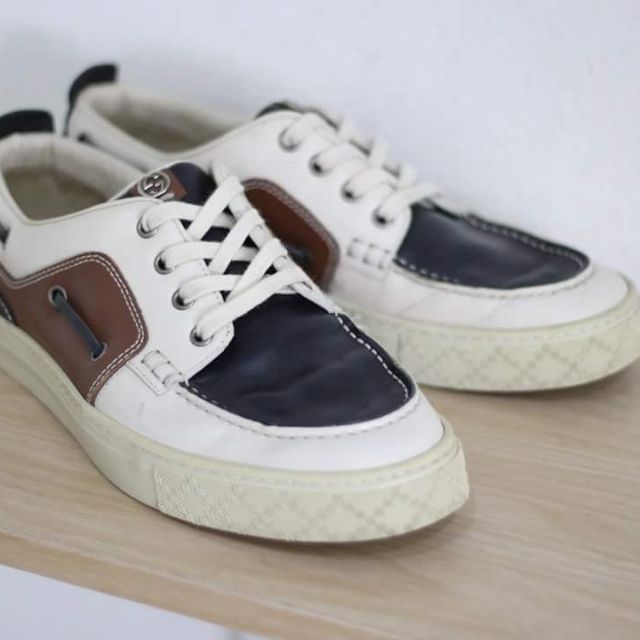 Gucci Leather Boat Shoes