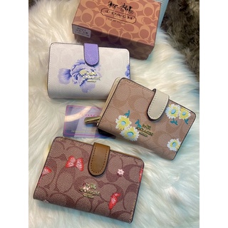 ✨พร้อมส่ง✨กระเป๋าตังค์Coach2in1 ลายชิคๆ 🦋