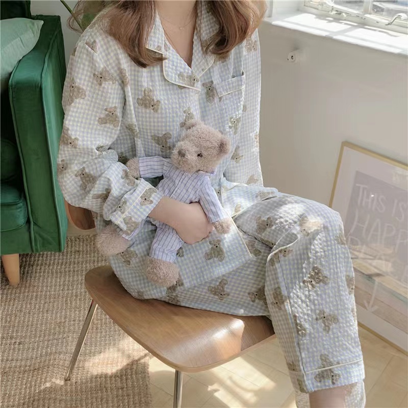 👚พร้อมส่ง👚ชุดนอนคอตตอน ลายใหม่ฮิต เสื้อแขนยาว กระดุมหน้า คอปก กางเกงยาว