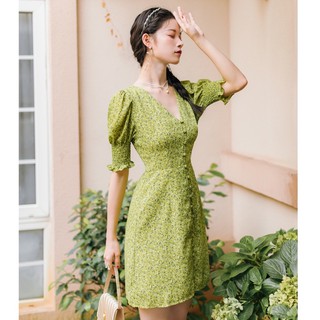 เดรสแขนตุ๊กตา เดรสสั้น เดรสเกาหลี เดรสลายดอก | Light green flora dress(dd0002)| Pre-order🧸