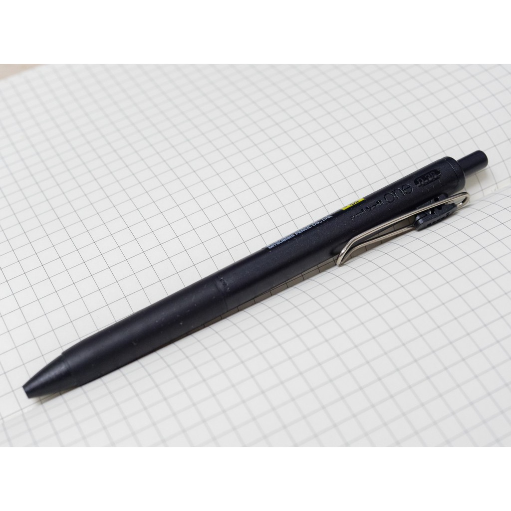 ปากกาเจล uni Uni-ball ONE Black (Black Barrel) หมึกดำ UMN-S-05BK UMN-S-38BK