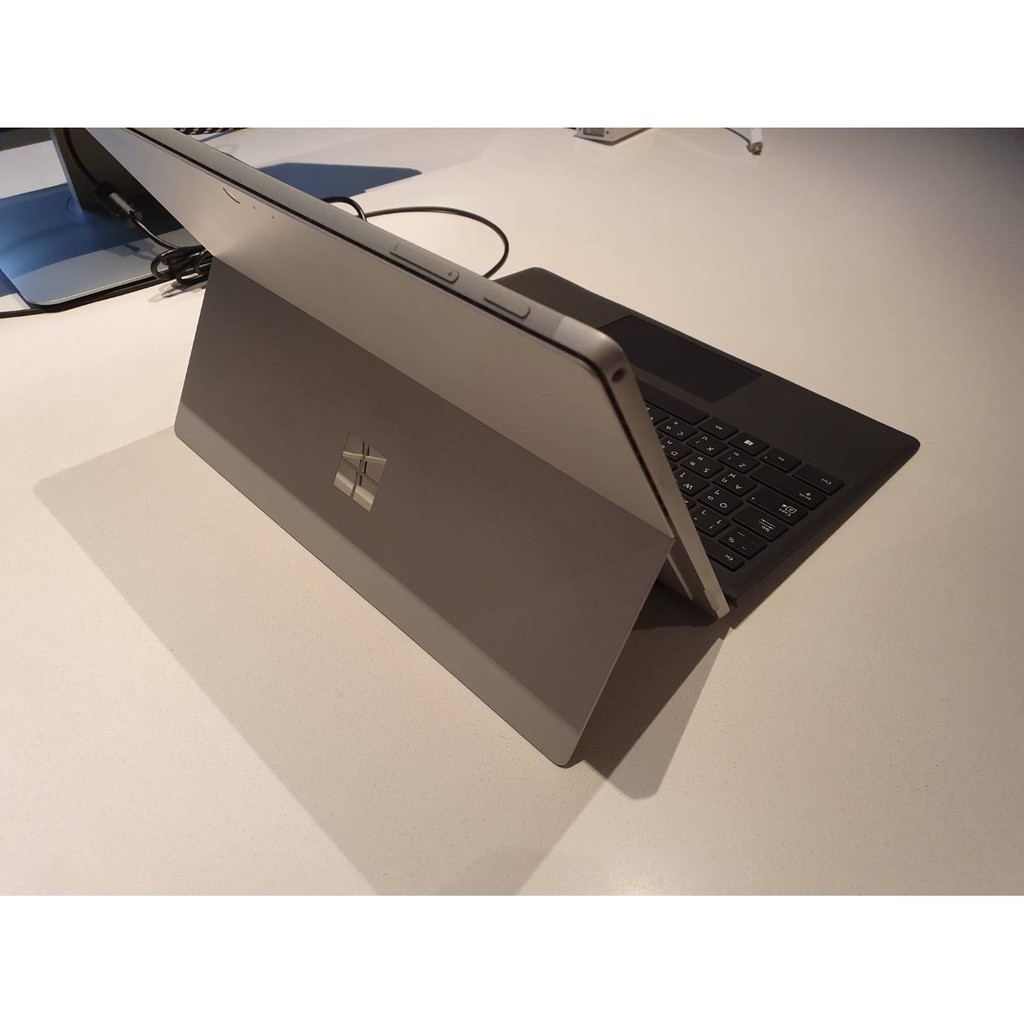 Microsoft Surface PrO 6 i5-8250U/8GB 256GB (2019)