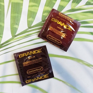 ถุงยางอนามัย Caution Wear® Grande Condom 56 mm 5, 10 or 20 Pieces  รุ่น Grande Large Fit พร้อมสารหล่อลื่น Condoms คอนดอม