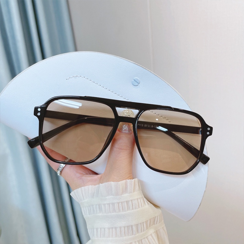 แว่นตากันแดด เลนส์สีเหลือง ทรงสี่เหลี่ยม ขนาดใหญ่ สไตล์วินเทจ เรโทร หรูหรา แฟชั่นฤดูร้อน สําหรับผู้หญิง