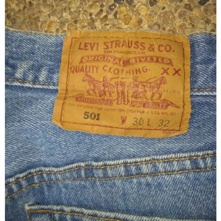Levi's 501 - 0193 เอว 30 ขายาว 31.5 นิ้ว ผ้าทราย หมึกดำ งานเมกา Vintage 90s