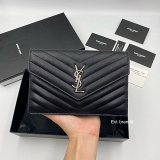 Used in very good condition YSL woc 7.5 shw y.2018