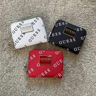 กระเป๋าสตางค์ใบสั้น GUESS SHORT WALLET  กระเป๋าสตางค์ใบสั้นซิปรอบ วัสดุตัวหนังลาย SAFFIANO