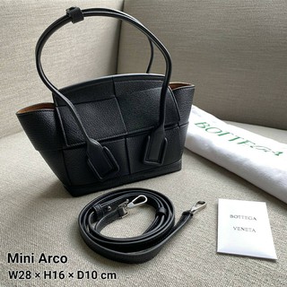 BOTTEGA VENETA Mini Arco ของแท้ 100% [ส่งฟรี]