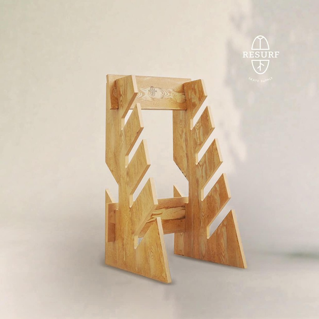Resurf Pro Skate Rack ชั้นวางสเก็ต4ชั้น วางได้ทั้ง Surf skate ,Long Board ,Street Skate.