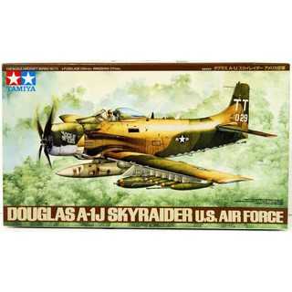 Tamiya 1/48 TA61073 DOUGLAS A-1J SKYRAIDER U.S.AIR FORCE