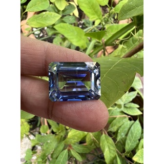 Lab made Blue sapphire 21 carats 13x17mm ceylon