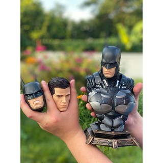 [ส่งฟรี] โมเดล Batman Bust วัสดุ Resin สูง 26 cm เปลี่ยนหัวได้ 3 หัว