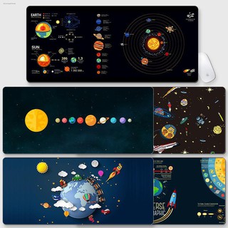 🌌🎉 แผ่นรองเมาส์ แผ่นรองเมาส์เกมขนาดใหญ่ เกมแอนิเมชั่นสบาย ๆ casual Space Planet Oversized Mouse Pad ส่วนบุคคล Gaming ค