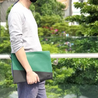 Enzo L กระเป๋า Pouch