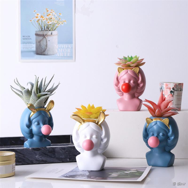 Resin Flower Pot Girl Blowing Bubbles Face Flower Vase Pen Brushes