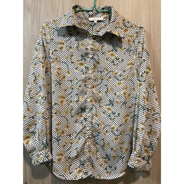 เสื้อเชิ้ตลายดอกไม้ แบรนด์ Xaact แท้ 💯%