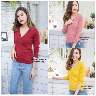 เสื้อกระดุมคอวีแขนยาว ผ้าคอตตอน