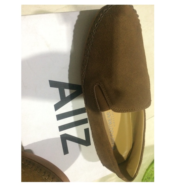 รองเท้าผู้ชาย SZ42 แบรนด์AIIZแท้ 1000%