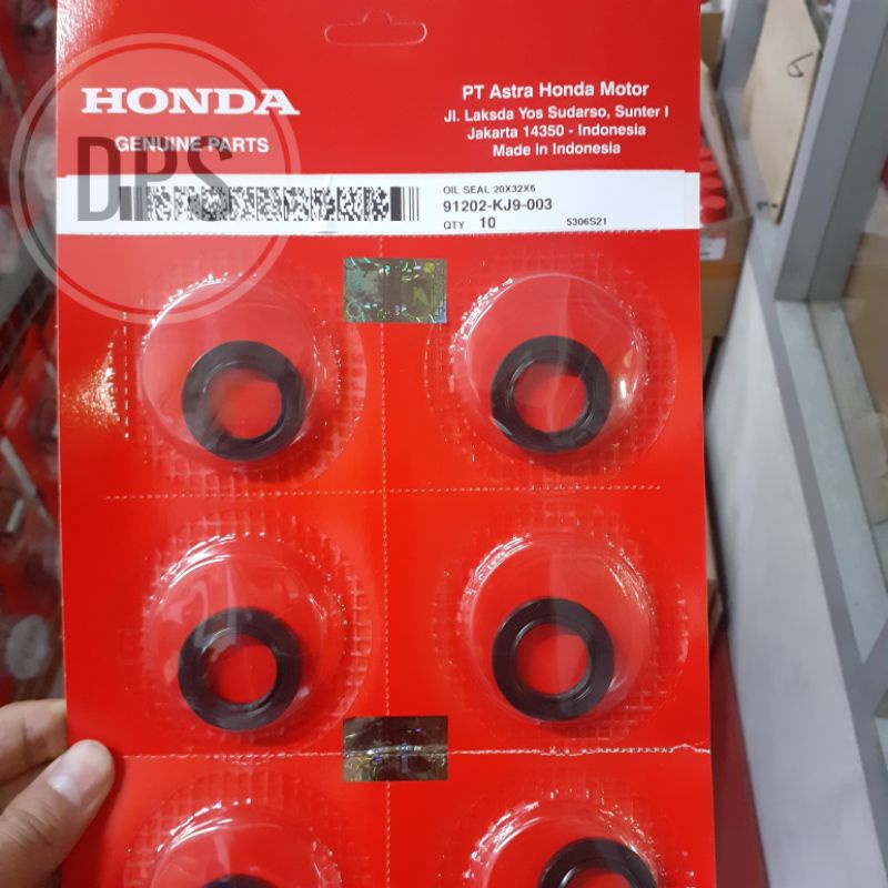 ซีลน้ํามัน 20X32X6 TRANSMISSION SEAL / REAR PULLY SEAL (ALL BEAT, VARIO 110, SCOOPY, SPACY) CODE 912